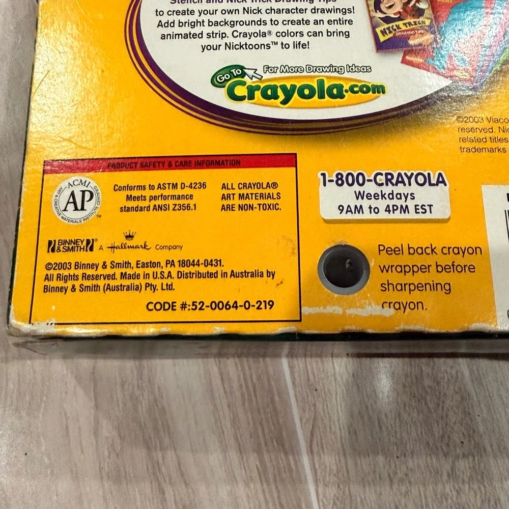 Vintage Crayola 64 Crayon Box w/ Sharpener Nickelodeon‎ Binney & Smith dandelion